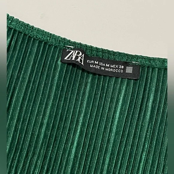 ZARA green pleated blouse size M - Picture 7 of 8